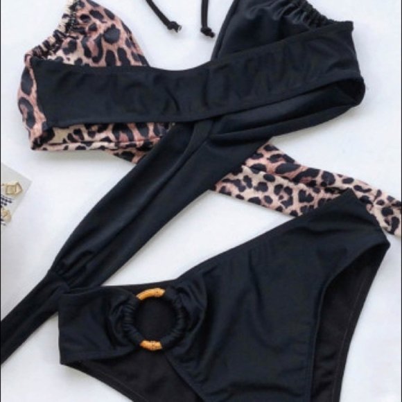 Leopard wrap top bikini - Picture 3 of 3